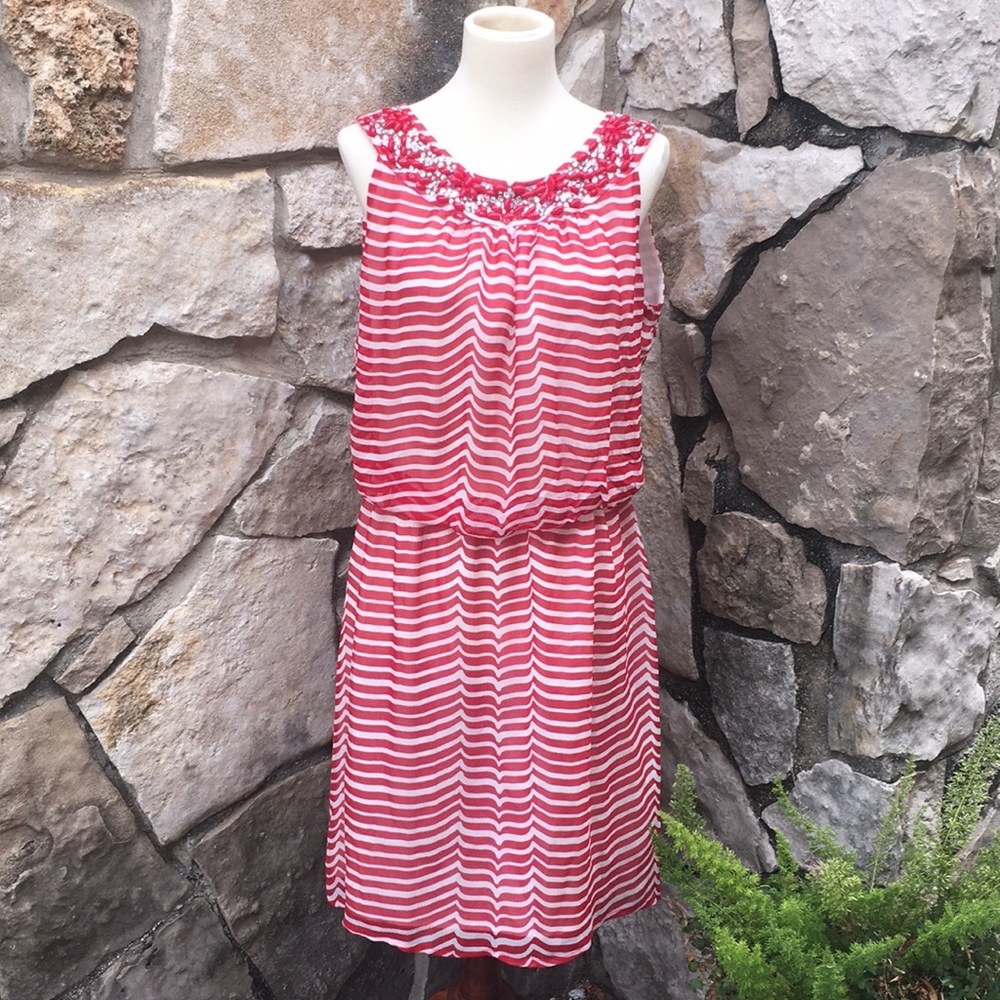 Vineyard Vines red & white whale waves dress